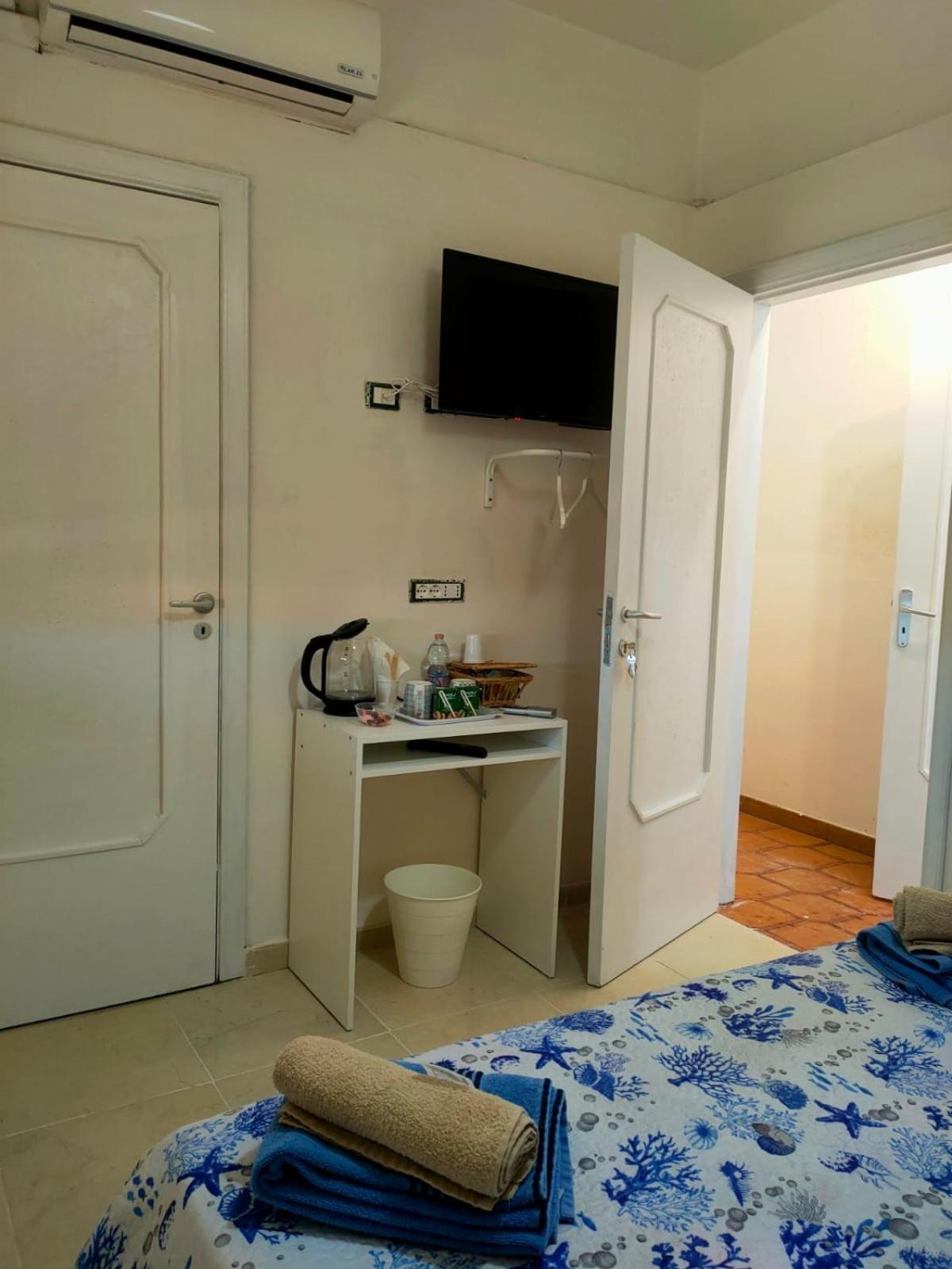 Bed & Breakfast Bed And Fly Aeroporto Reception H24 Catania